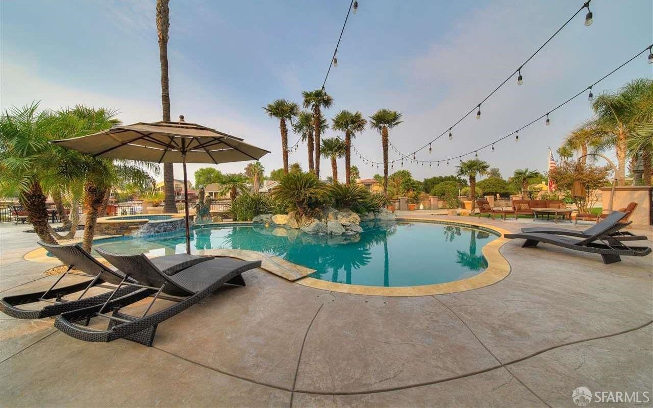 2200 Sunset Point #2210 photo 25