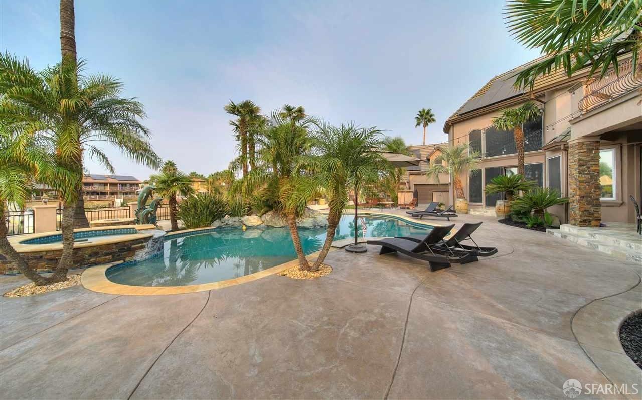 2200 Sunset Point #2210 photo 29