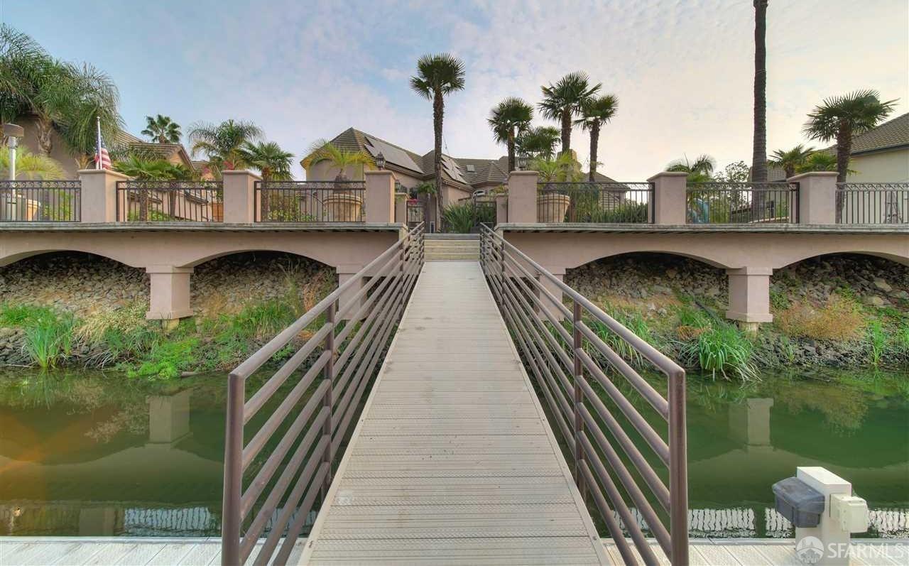 2200 Sunset Point #2210 photo 33