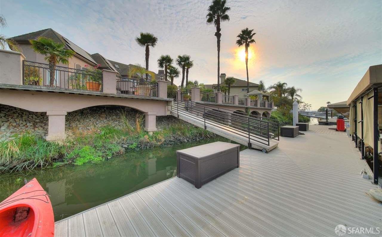 2200 Sunset Point #2210 photo 36