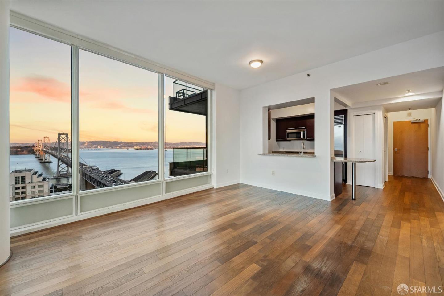 425 1st Street #2707, San Francisco, from the MLS listing